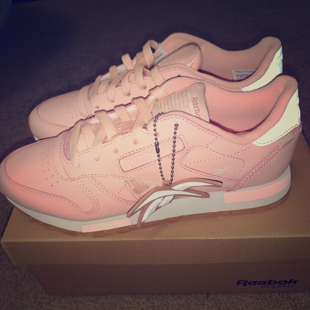Women’s Reebok shoes